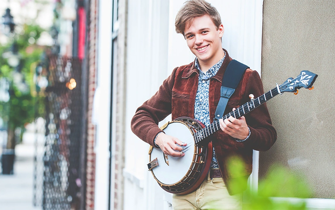 Banjo Player Matthew Davis